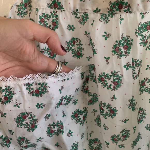 Handmade Vintage Apron - Picture 2 of 7